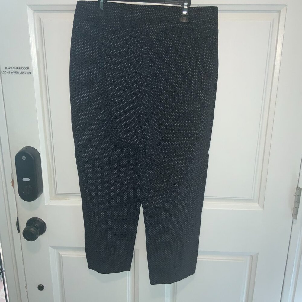 Capri pants - Picture 2 of 3